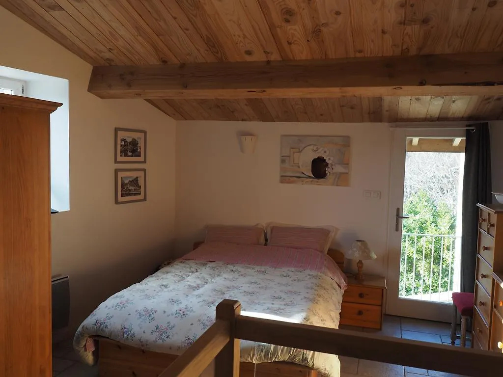 Gite Les Douces Villa Vesseaux Holiday home