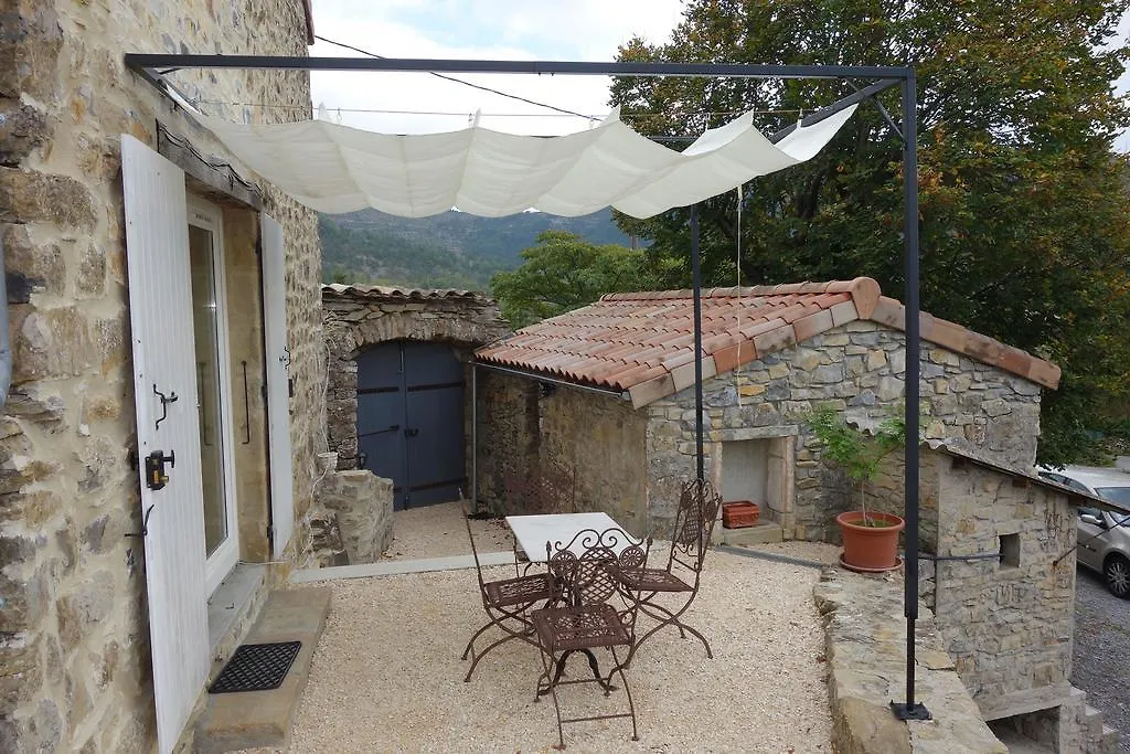 Gite Les Douces Villa Vesseaux
